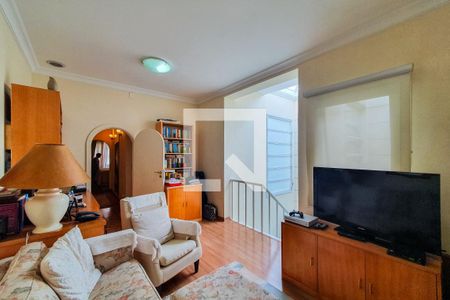 Casa à venda com 320m², 4 quartos e 3 vagas Casa à venda com 320m², 4 quartos e 3 vagasSala de leitura