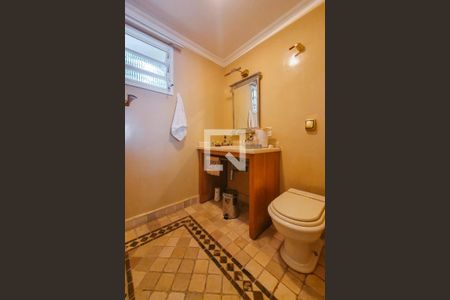 Casa à venda com 320m², 4 quartos e 3 vagas Casa à venda com 320m², 4 quartos e 3 vagasLavabo