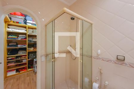 Casa à venda com 320m², 4 quartos e 3 vagas Casa à venda com 320m², 4 quartos e 3 vagasQuarto 3 - suite