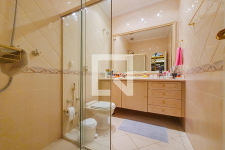 Casa à venda com 320m², 4 quartos e 3 vagas Casa à venda com 320m², 4 quartos e 3 vagasQuarto 3 - suite