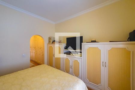 Casa à venda com 320m², 4 quartos e 3 vagas Casa à venda com 320m², 4 quartos e 3 vagasQuarto 1 - suite