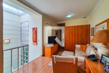 Casa à venda com 320m², 4 quartos e 3 vagas Casa à venda com 320m², 4 quartos e 3 vagasSala de leitura