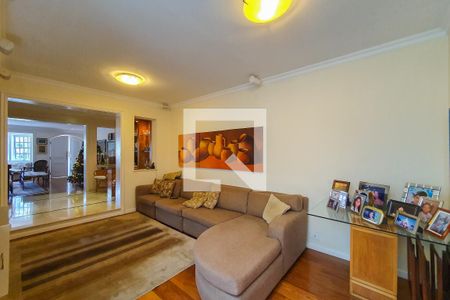 Casa à venda com 320m², 4 quartos e 3 vagas