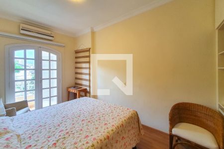 Casa à venda com 320m², 4 quartos e 3 vagas Casa à venda com 320m², 4 quartos e 3 vagasQuarto 2 - suite