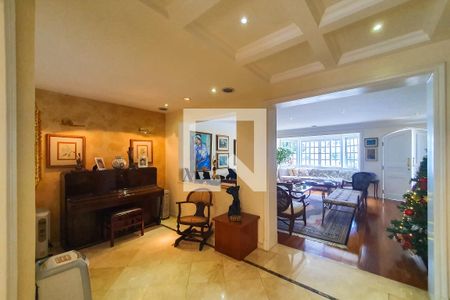 Sala de casa à venda com 4 quartos, 320m² em Jardim Nossa Senhora Aparecida, São Paulo