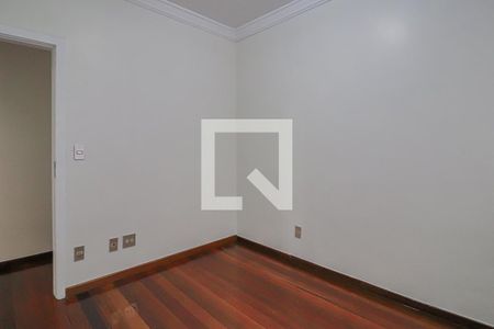 Apartamento à venda com 170m², 4 quartos e 3 vagasQuarto 2