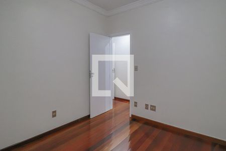 Apartamento à venda com 170m², 4 quartos e 3 vagasQuarto 2