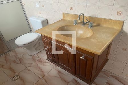 Casa para alugar com 130m², 3 quartos e 1 vagaBanheiro