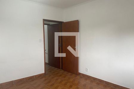 Quarto de casa para alugar com 3 quartos, 130m² em Vila Antonieta, São Paulo