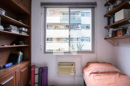 Quarto 1 de apartamento à venda com 3 quartos, 112m² em Jardim Botânico, Rio de Janeiro