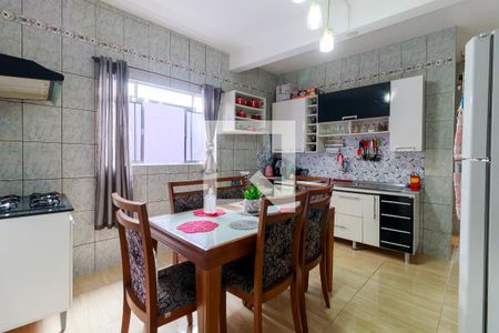 Casa para alugar com 103m², 3 quartos e 3 vagas Casa para alugar com 103m², 3 quartos e 3 vagasCozinha