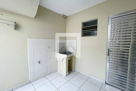 Casa para alugar com 40m², 1 quarto e sem vagaÁrea de Serviço