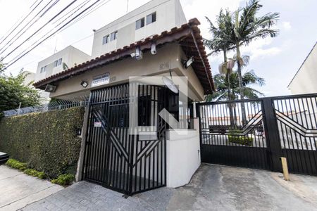 Apartamento para alugar com 60m², 2 quartos e 1 vaga Apartamento para alugar com 60m², 2 quartos e 1 vagaFachada