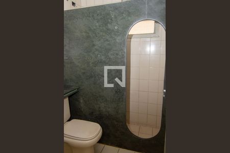 Apartamento para alugar com 62m², 2 quartos e sem vagaBanheiro