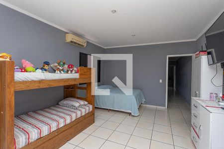 Casa à venda com 240m², 3 quartos e 2 vagasQuarto 1 - suíte