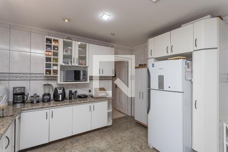 Casa à venda com 240m², 3 quartos e 2 vagasCozinha