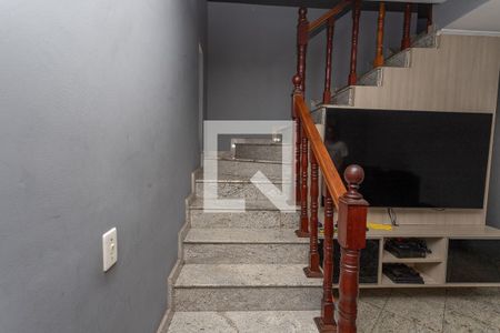 Escada de casa à venda com 3 quartos, 240m² em Centro, Diadema