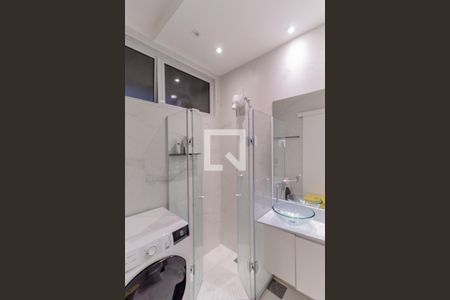 Apartamento para alugar com 37m², 1 quarto e sem vagaBanheiro da Suíte