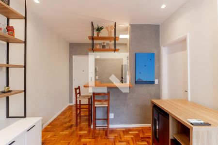 Sala de apartamento para alugar com 1 quarto, 37m² em Flamengo, Rio de Janeiro