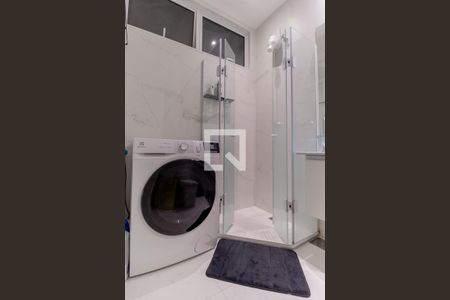 Apartamento para alugar com 37m², 1 quarto e sem vagaBanheiro da Suíte