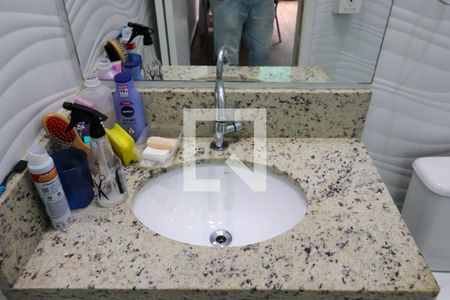 Casa para alugar com 301m², 3 quartos e 2 vagasBanheiro de serviço