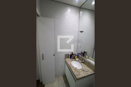 Casa para alugar com 301m², 3 quartos e 2 vagasBanheiro de serviço