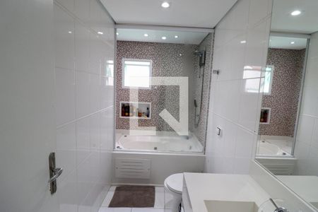 Casa para alugar com 301m², 3 quartos e 2 vagasBanheiro da Suíte