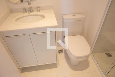 Banheiro Social de apartamento para alugar com 2 quartos, 62m² em Vila Anastácio, São Paulo