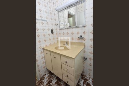 Casa à venda com 200m², 3 quartos e 4 vagasBanheiro 1