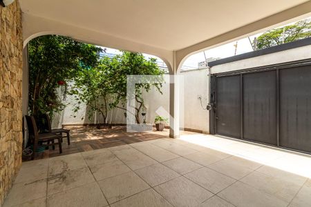Casa à venda com 330m², 4 quartos e 3 vagasGaragem