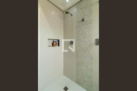 Casa à venda com 330m², 4 quartos e 3 vagasBanheiro da Suíte