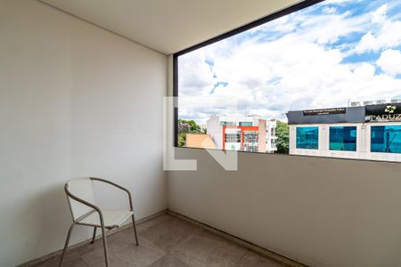 Casa à venda com 330m², 4 quartos e 3 vagasVaranda