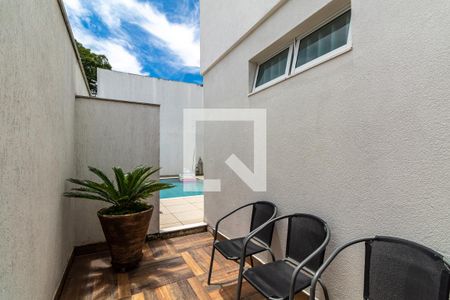 Casa à venda com 330m², 4 quartos e 3 vagasÁrea Externa