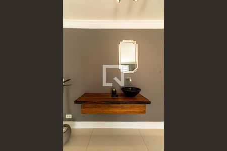 Casa à venda com 330m², 4 quartos e 3 vagasLavabo