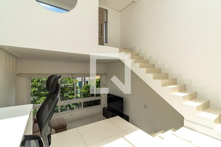 Casa à venda com 330m², 4 quartos e 3 vagasSala de TV