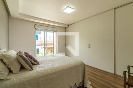 Casa à venda com 330m², 4 quartos e 3 vagasSuíte