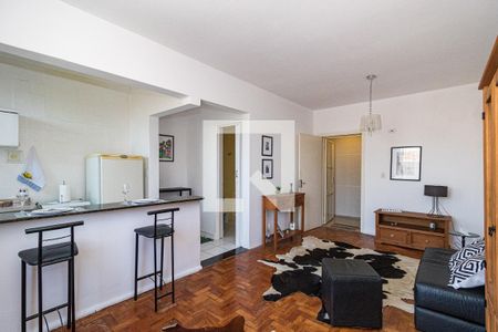 Sala/Quarto de kitnet/studio para alugar com 1 quarto, 38m² em Centro Histórico, Porto Alegre