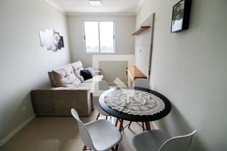 Sala de apartamento para alugar com 2 quartos, 50m² em Vila Pirajussara, São Paulo
