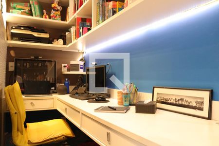 Apartamento à venda com 110m², 4 quartos e 2 vagasescritorio