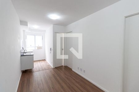 Sala/Cozinha de apartamento à venda com 2 quartos, 42m² em Vila Ré, São Paulo