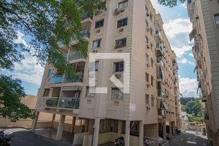 Apartamento para alugar com 75m², 3 quartos e 1 vaga Apartamento para alugar com 75m², 3 quartos e 1 vagaFachada