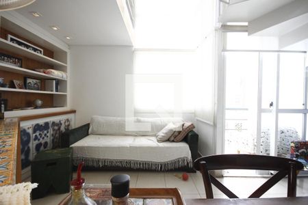 Sala de apartamento à venda com 1 quarto, 61m² em Vila Mariana, São Paulo
