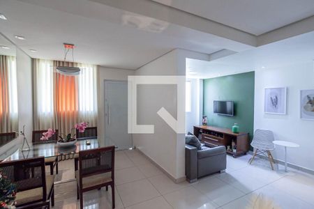 Sala  de casa de condomínio para alugar com 3 quartos, 128m² em Castelo, Belo Horizonte
