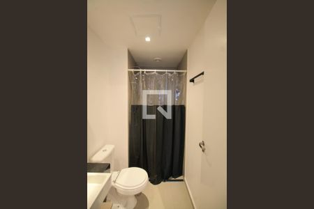 Studio para alugar com 26m², 1 quarto e sem vaga Studio para alugar com 26m², 1 quarto e sem vagaBanheiro