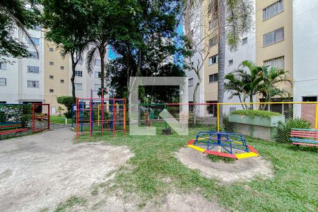 Apartamento para alugar com 50m², 2 quartos e 1 vaga Apartamento para alugar com 50m², 2 quartos e 1 vagaÁrea comum - Playground