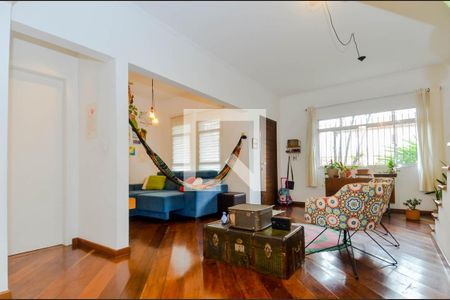 Sala de casa para alugar com 5 quartos, 230m² em Jardim Santa Clara, Guarulhos