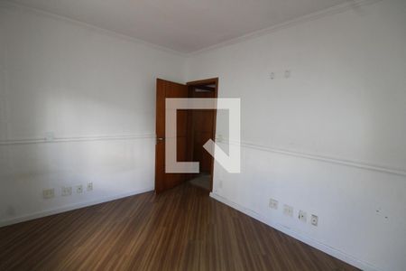 Suite de casa à venda com 2 quartos, 175m² em Jardim Teresa, São Paulo