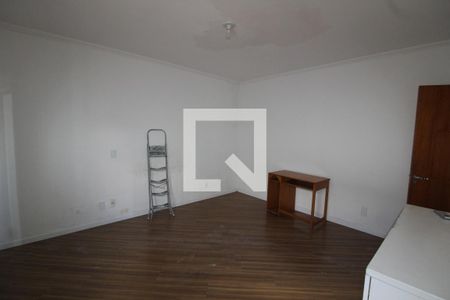 Casa à venda com 175m², 2 quartos e 2 vagasSuite 2