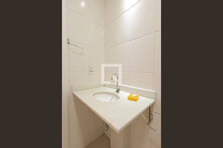 Apartamento para alugar com 59m², 2 quartos e 1 vaga Apartamento para alugar com 59m², 2 quartos e 1 vagaBanheiro da Suíte