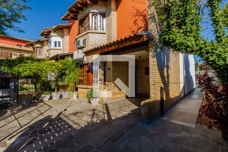 Casa à venda com 147m², 3 quartos e 3 vagas Casa à venda com 147m², 3 quartos e 3 vagasQuintal